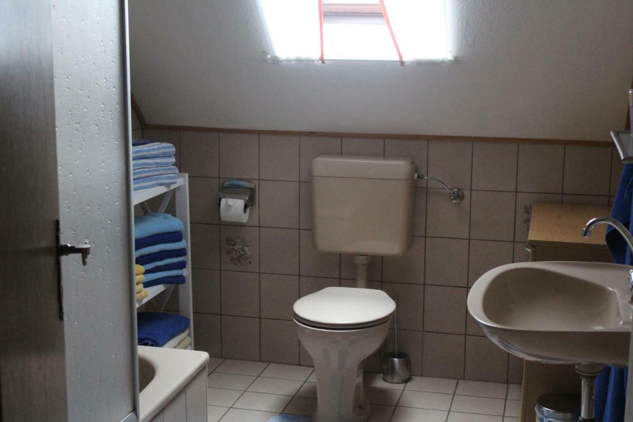 Haus Im Wiesengrund Esens Exterior foto